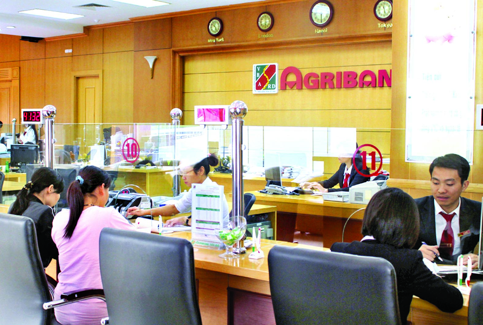 Agribank và Công ty Xổ số kiến thiết thủ đô xác định chủ nhân của hơn 7.600 giải thưởng - Tructiepxoso.Vn