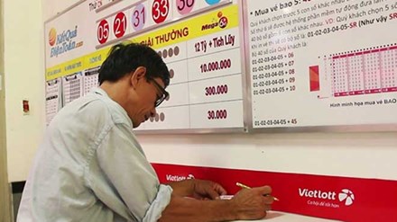 Vé xổ số truyền thống than ế ẩm do phải cạnh tranh vé số tự chọn - Tructiepxoso.Vn