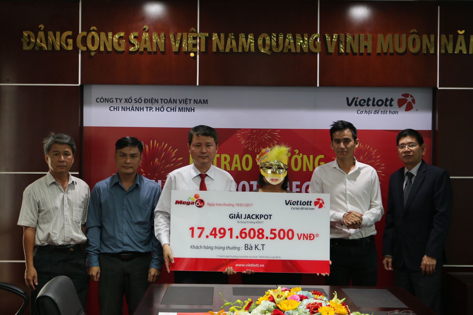 Vietlott trả thưởng Jackpot kỳ quay số mở thưởng số 77 - Tructiepxoso.Vn