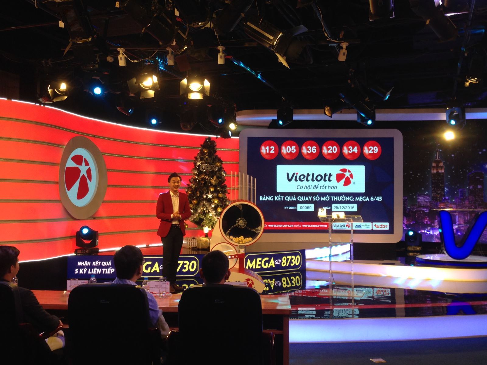 Vé trúng thưởng 160 tỷ đồng ngày 25/12 được phát hành tại Quảng Ninh và Hồ Chí Minh - Tructiepxoso.Vn