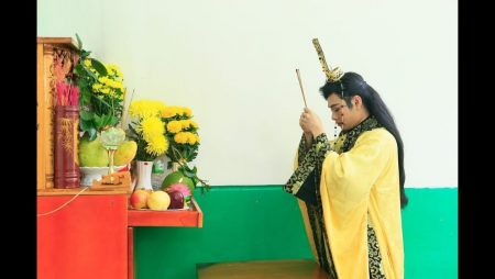 Bài khấn cầu trúng số: 3 cầu thần chú kinh điển nhất  - Tructiepxoso.Vn